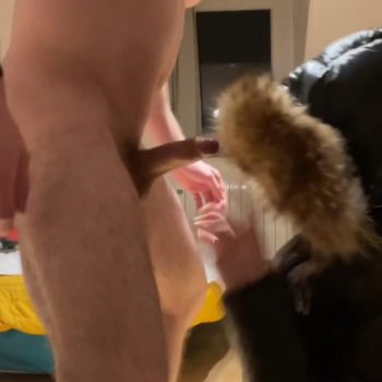 Furhoodjacket Blowjob
